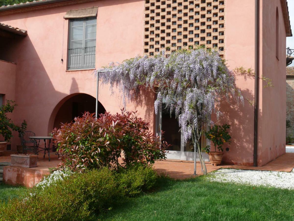 Agriturismo Podere La Casa Palaia Exterior photo
